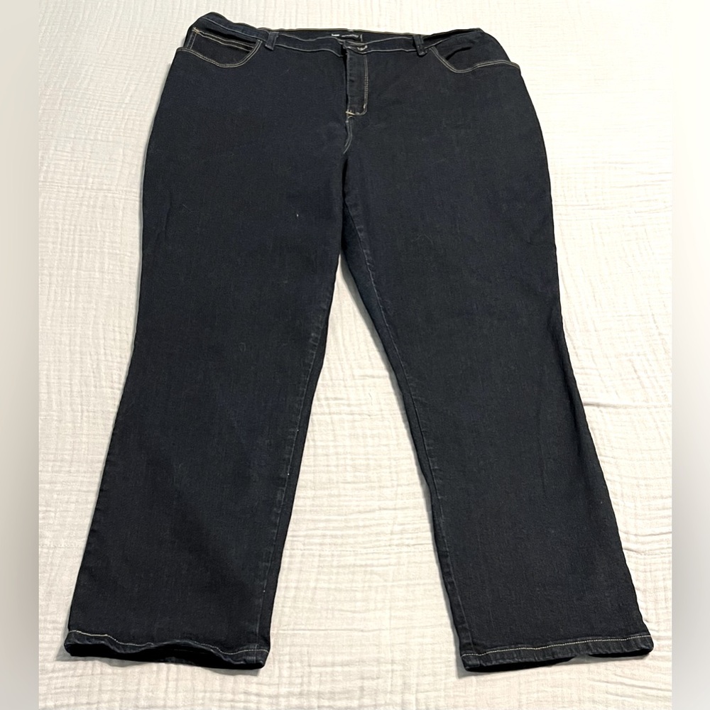 Lee high-rise relaxed fit straight leg jean, very dark blue denim plus size 20W